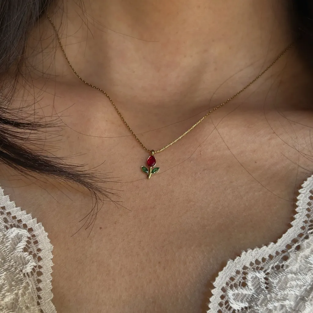 Tulip necklace (2).webp