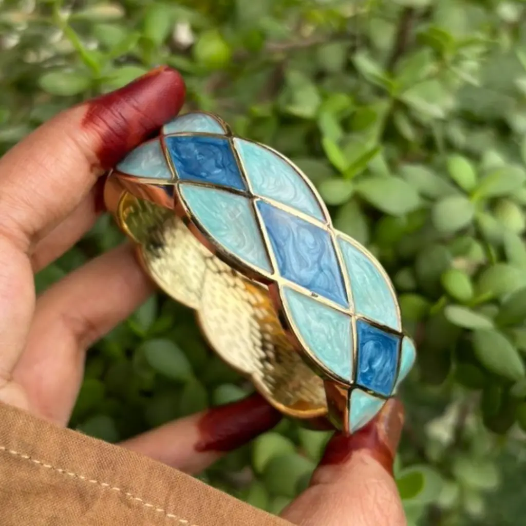 Anti-Tarnish Blue Diamond Pattern Kada