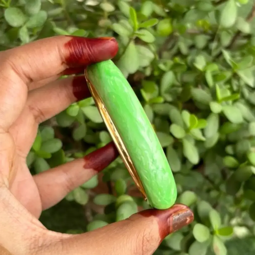 Elegant Green Enamel Anti-Tarnish Kada