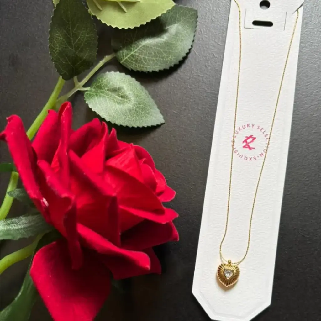 Textured Heart Pendant Necklace with Diamond - Anti-Tarnish Gold Jewelry