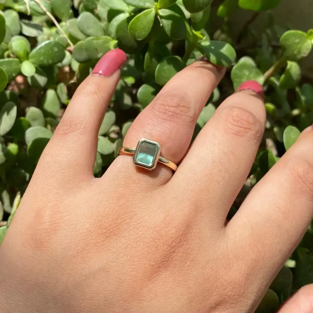 Adjustable Gold-Plated Green Crystal Ring