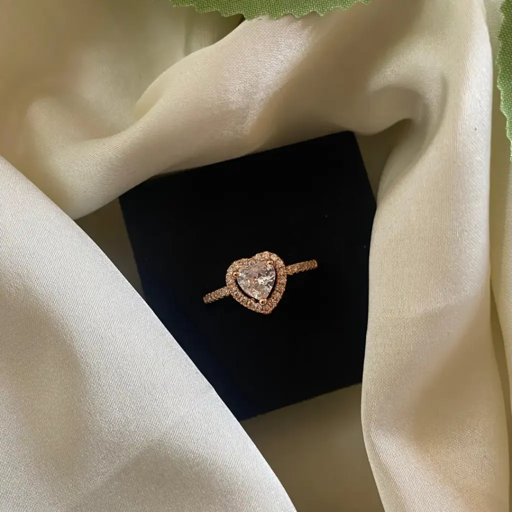 [MJ-189] DC Jewelry Teardrop Solitaire Ring
