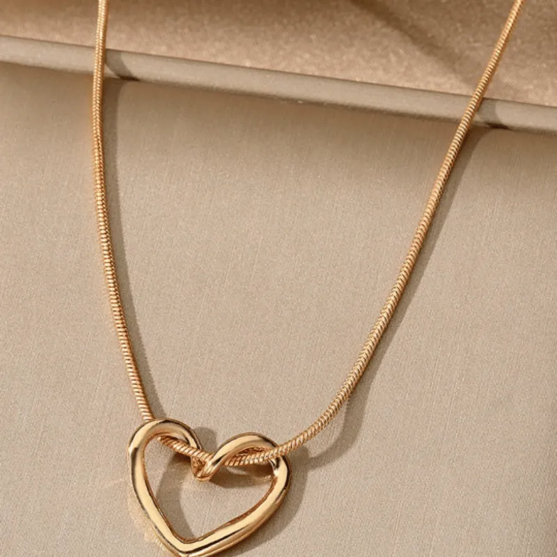 Hollow-out Heart Pendant Necklace
