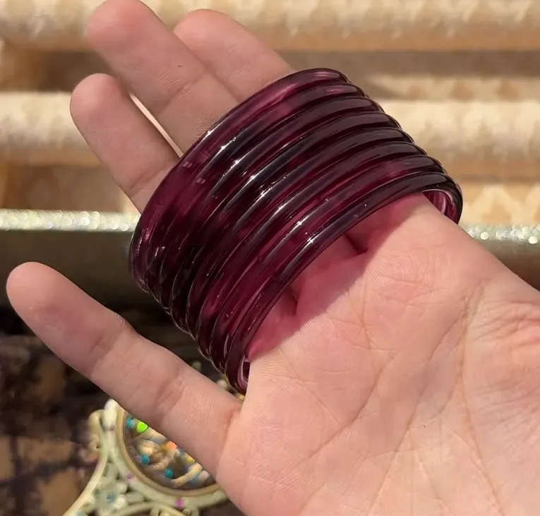 Set of 8 Viral Jelly Bangle (Maroon) (2.4)