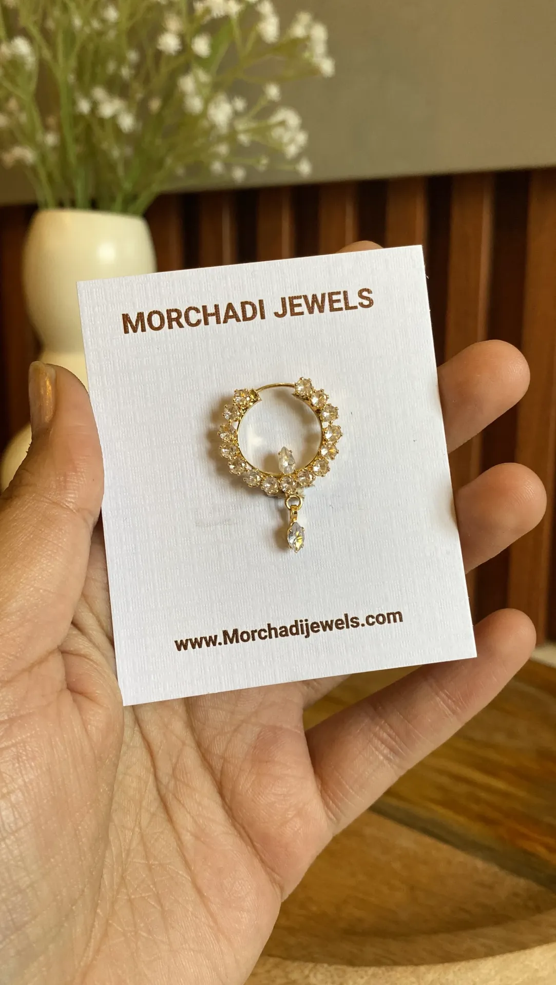 Gold-Plated Minimalist Nath – Sparkling White Stone Studded