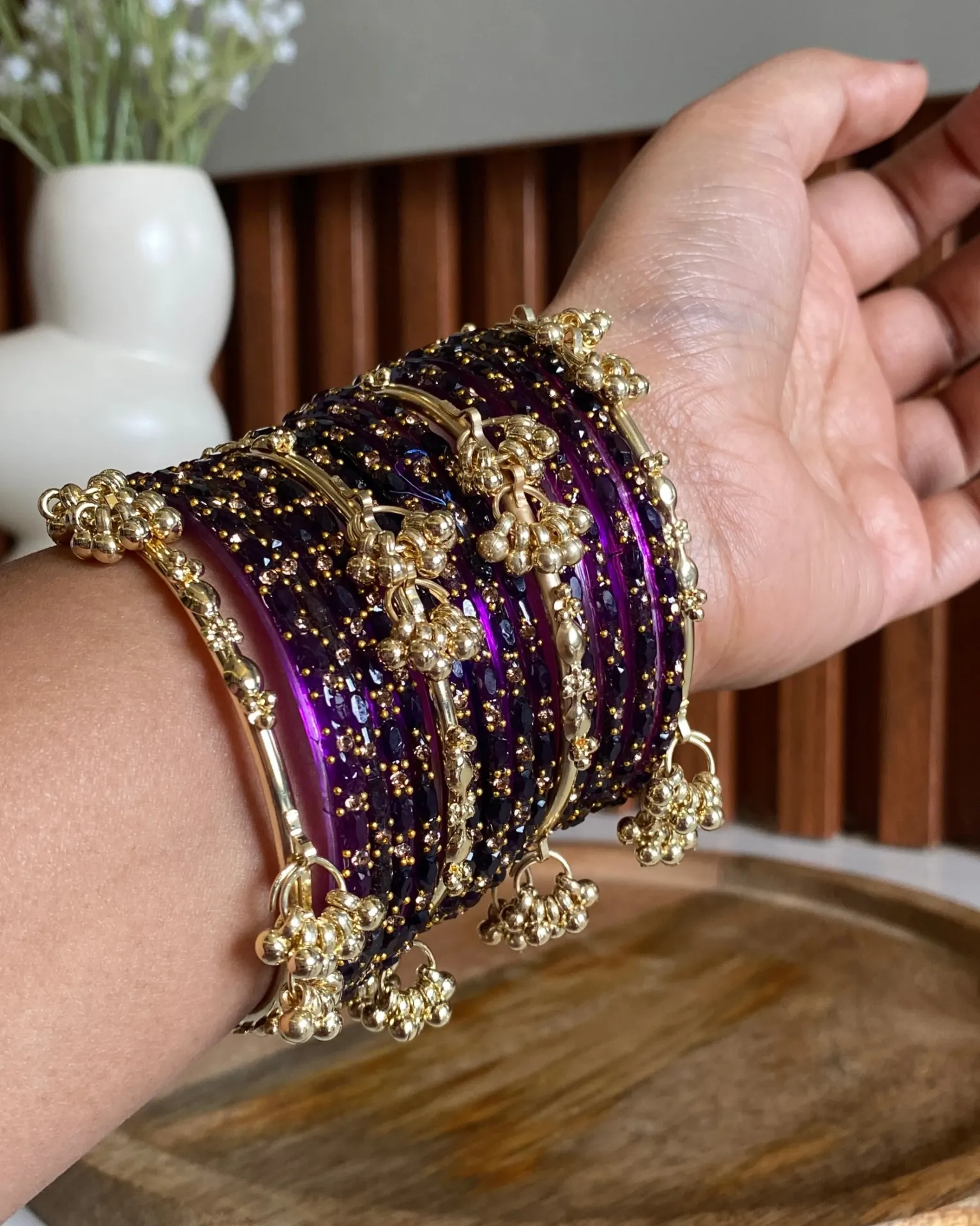 Deep Purple Glass Bangle Set with Golden Ghoonghroo Accents – 16-Piece