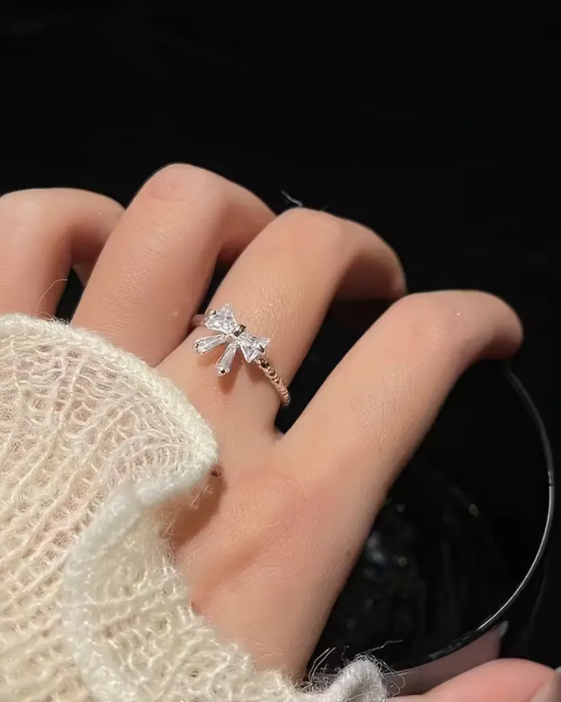 Elegant Adjustable Bowknot Ring for Women