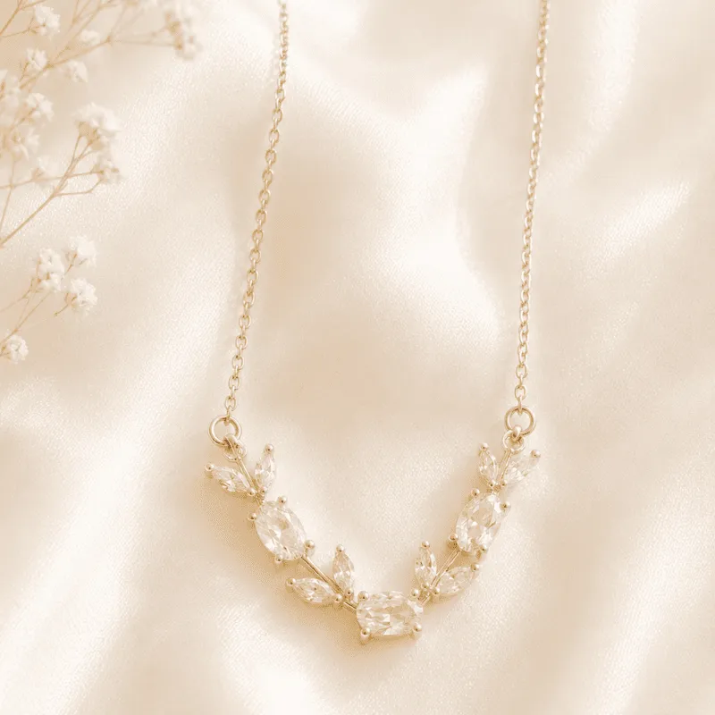 [MJ-153] Crystal White CZ Gold-Plated Anti-Tarnish Vine Necklace