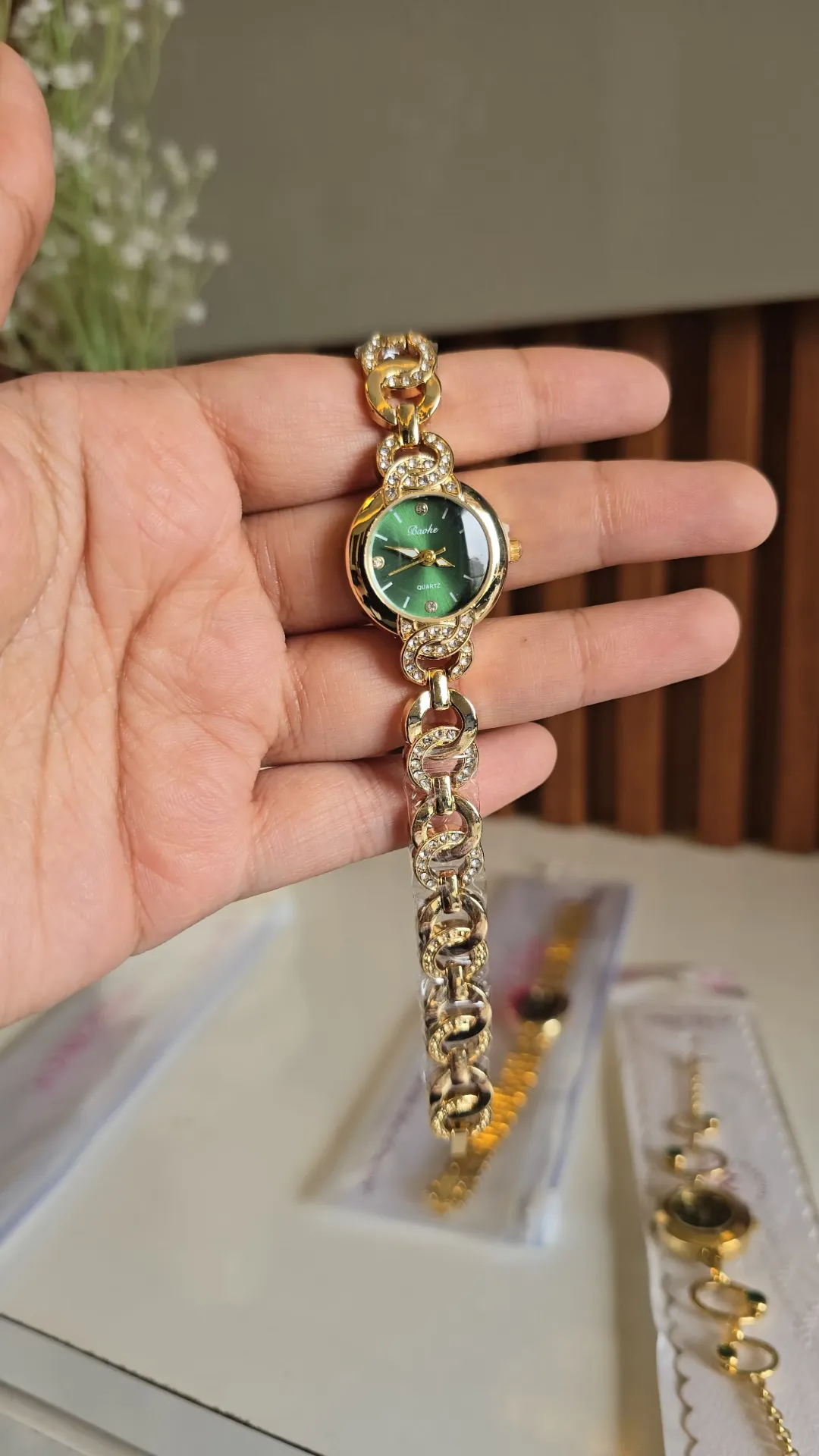 Vintage Anti-Tarnish Gold Green Dial Chain Bracelet Watch for Women