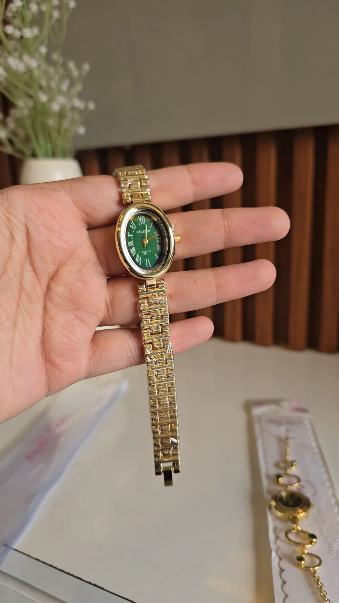 Vintage Anti-Tarnish Gold Green Dial Bracelet Watch for Women
