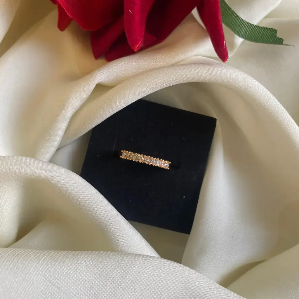 [MJ-511] Rose Gold-Plated AD Stone Band Ring