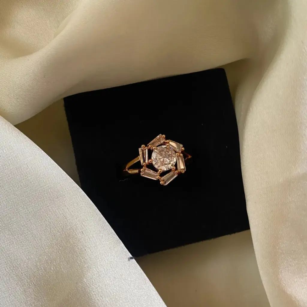 DC Jewelry geometric flower adjustable ring