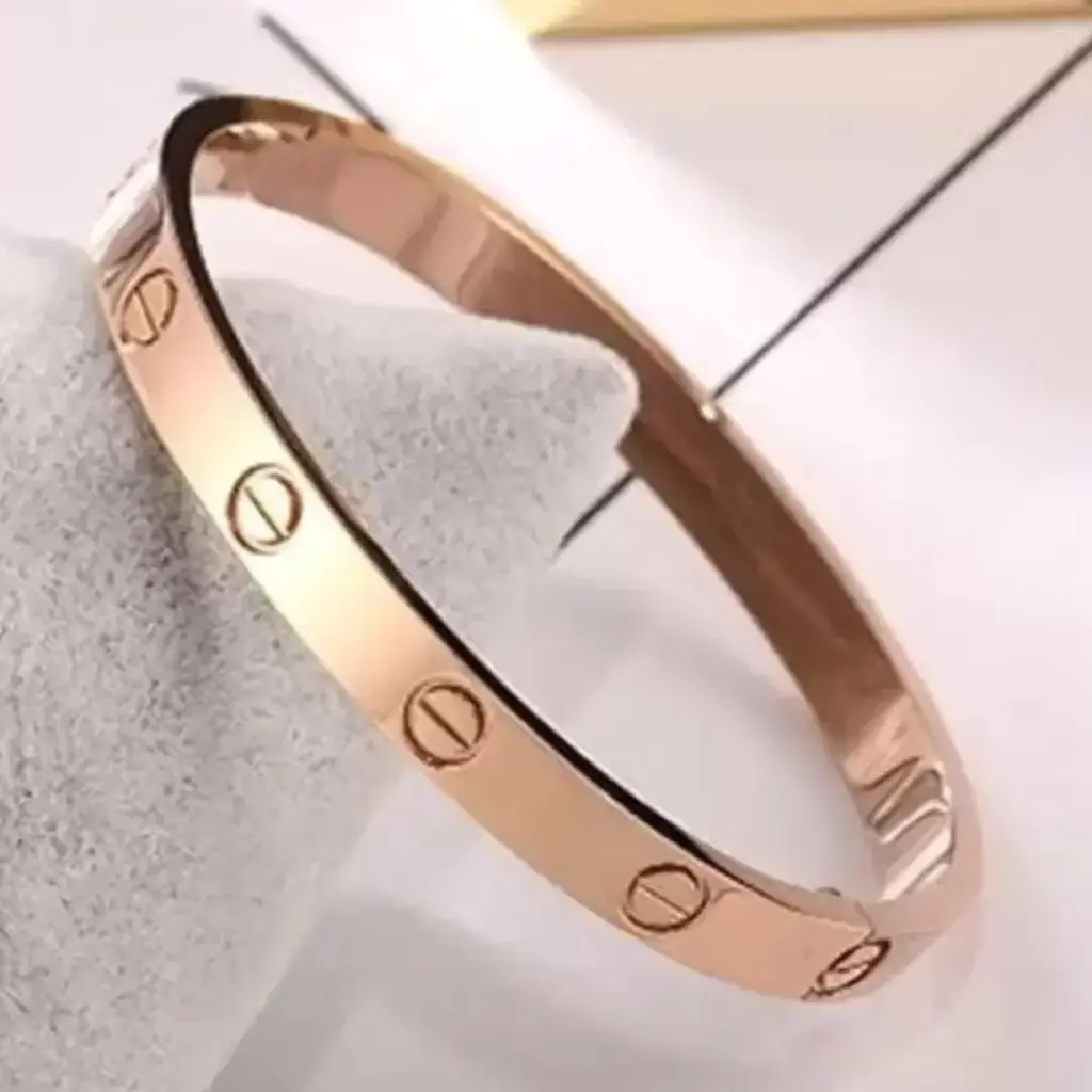 [MJ-052] Anti Tarnish Rose Gold-Plated Bracelet