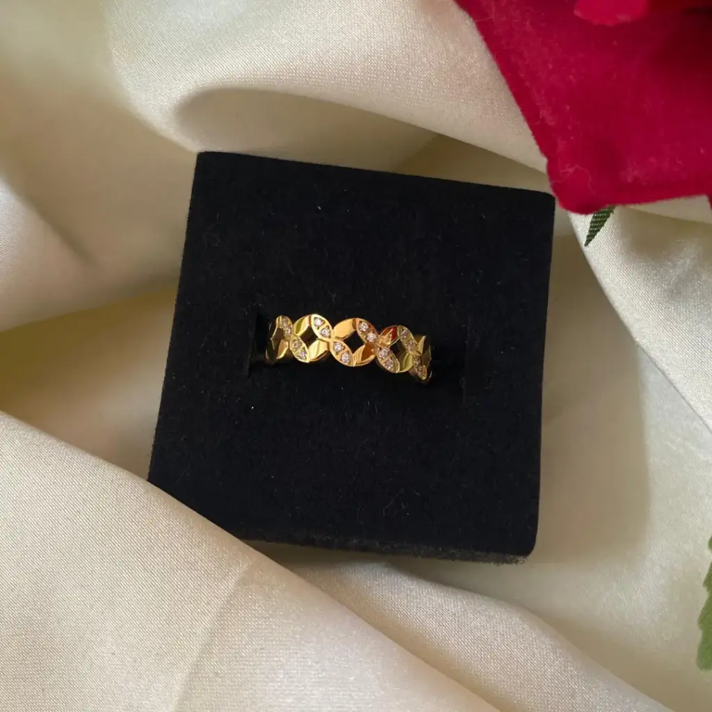 Anti-Tarnish Linked Infinity Ring (6)