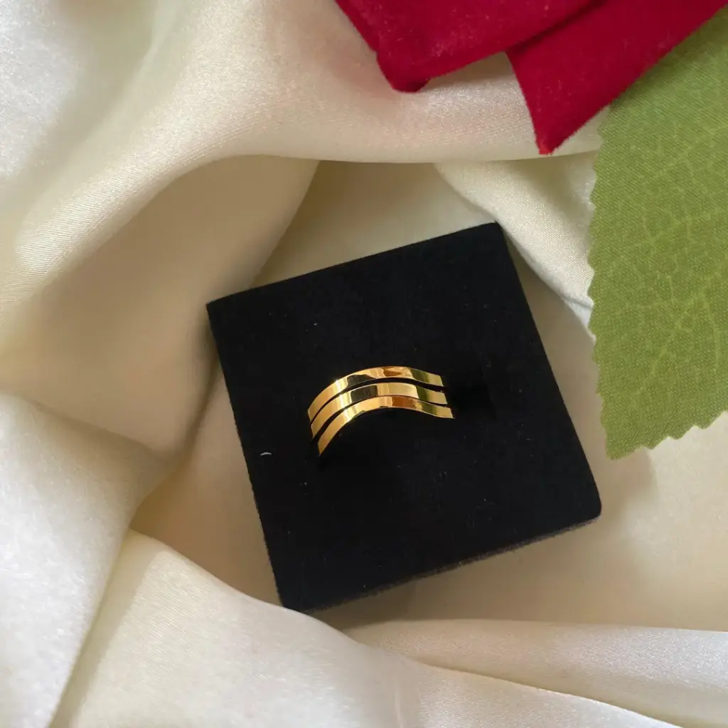 Anti-Tarnish Triple Band Adjustable Wave Ring